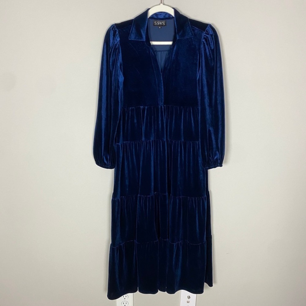SSYS The Label Velvet Tiered Midi Dress Women XS‎ Navy Blue Long Sleeve V-Neck